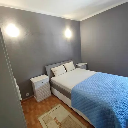 - Vale Navio T2 Албуфейра